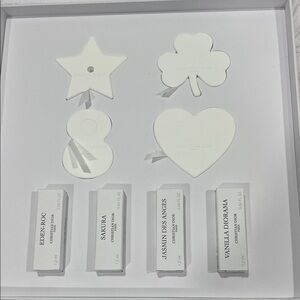 Dior White Fragrance Sample Set with Cardstock Shapes